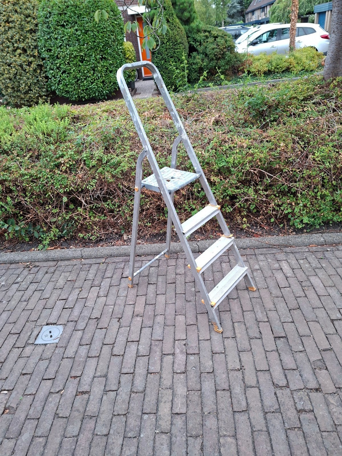 trap 4 treden. ophalen meerdere licaties NL, Ophalen, Minder dan 2 meter
