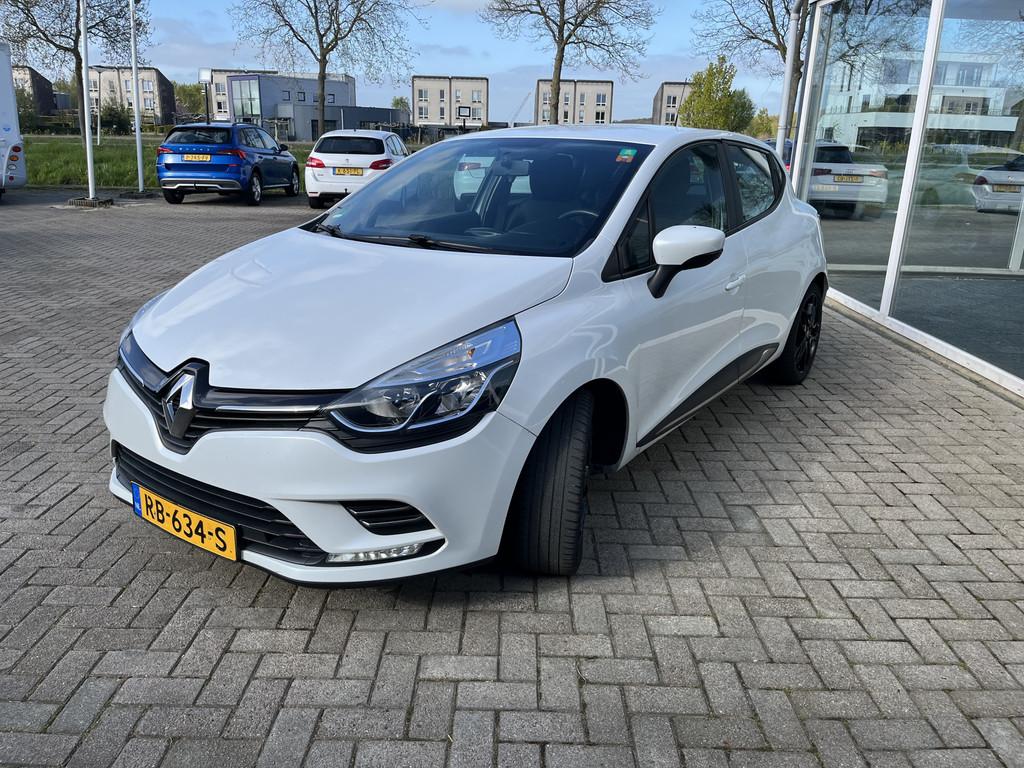 Renault Clio 0.9 TCe Zen Lmv / Led /Cruise /Nav (bj 2017), Auto's, Renault, Voorwielaandrijving, 898 cc, Gebruikt, Origineel Nederlands