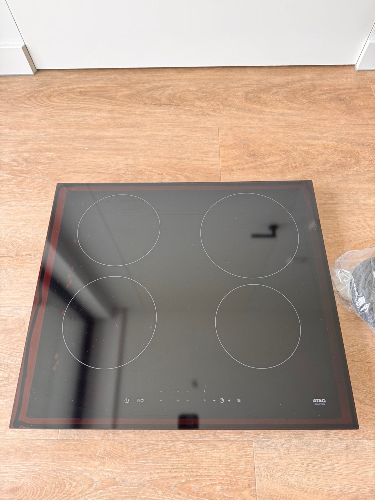 ATAG inductie kookplaat (HI06471C). NIEUW, Witgoed en Apparatuur, Kookplaten, Nieuw, Inbouw, Inductie, 4 kookzones, Ophalen of Verzenden