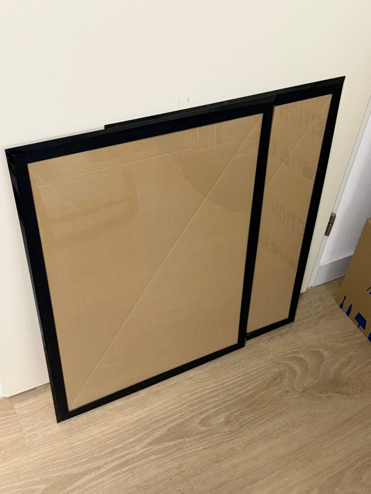 2x zwarte IKEA Saxnäs fotolijst 70x50cm, Ophalen, Kunststof, Gebruikt, Fotolijst