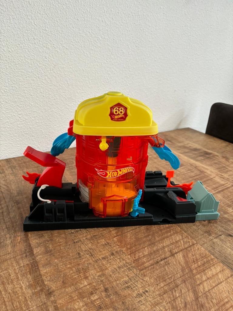 Hotwheels set, Ophalen, Zo goed als nieuw, Handmatig, Hot Wheels