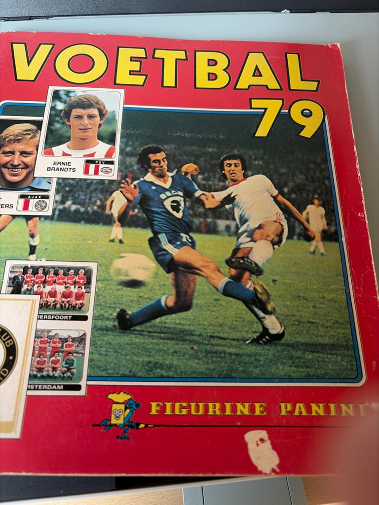 Incompleet Panini Voetbal 79 album - mist enkele nummers, Ophalen of Verzenden, Zo goed als nieuw, Overige sporten, Boek of Tijdschrift