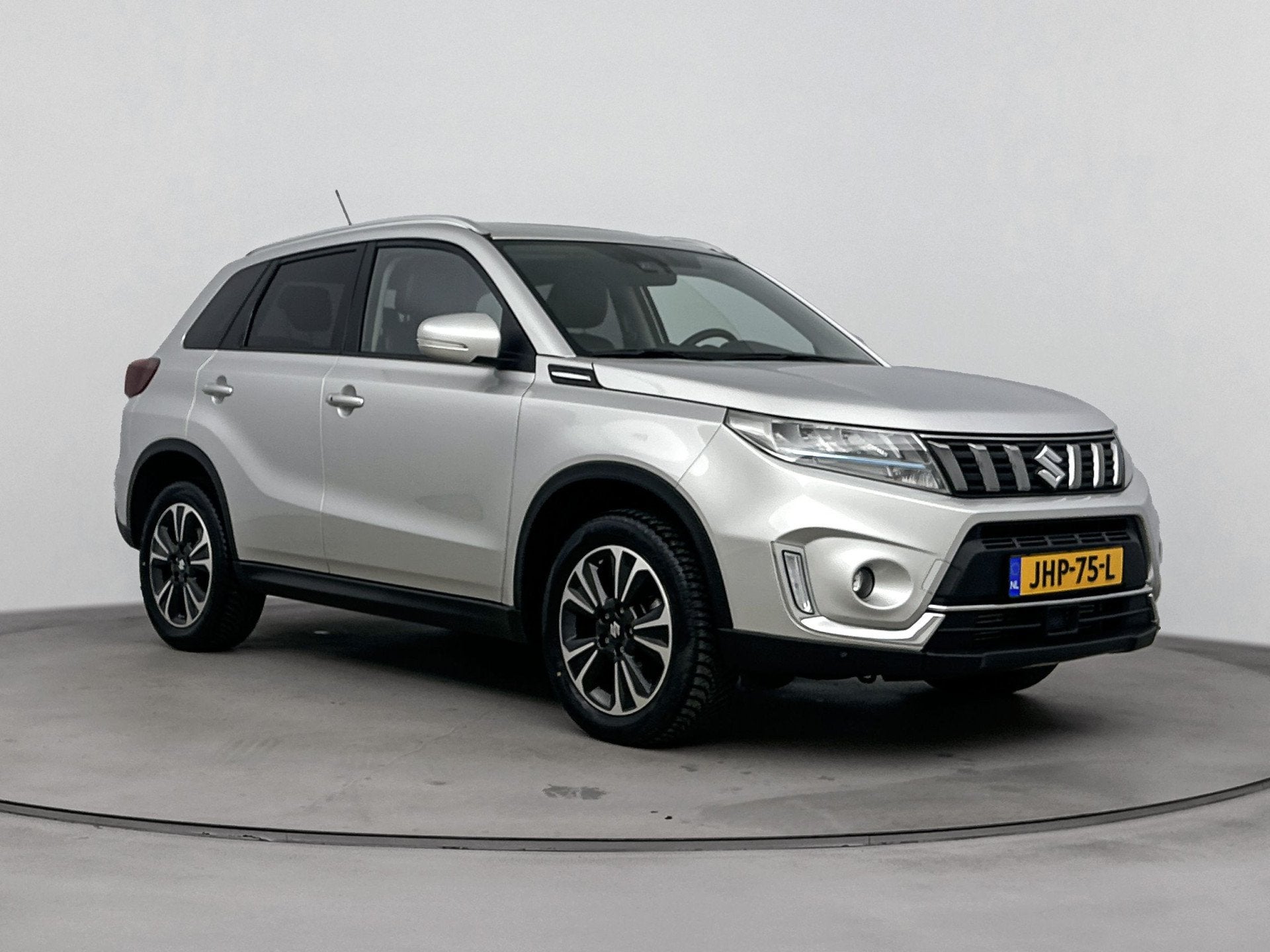 Foto 14 van Suzuki Vitara 1.4 Boosterjet Style Smart Hybrid | Elektrisch