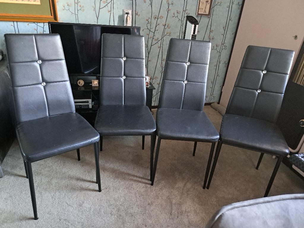 4 Eetkamerstoelen, elegant., Huis en Inrichting, Ophalen, Zwart, Zo goed als nieuw, Vier