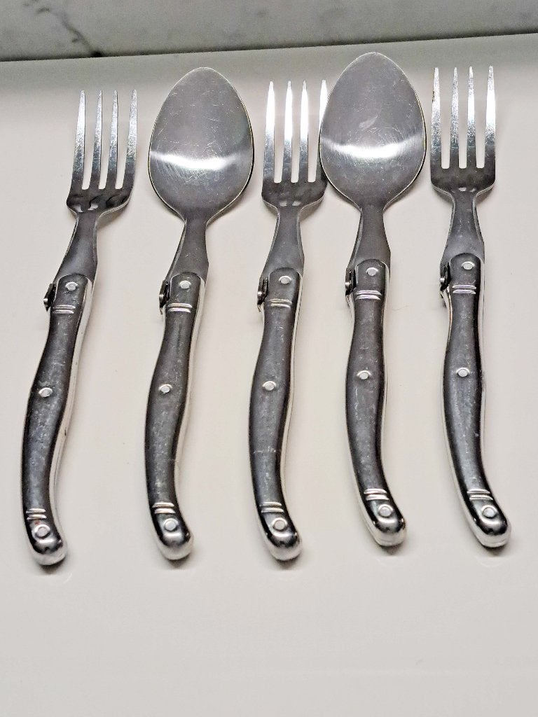 laguiole 5 delen  bestek etc 3,5 euro per stuk, Ophalen of Verzenden, Nieuw, Rvs of Chroom
