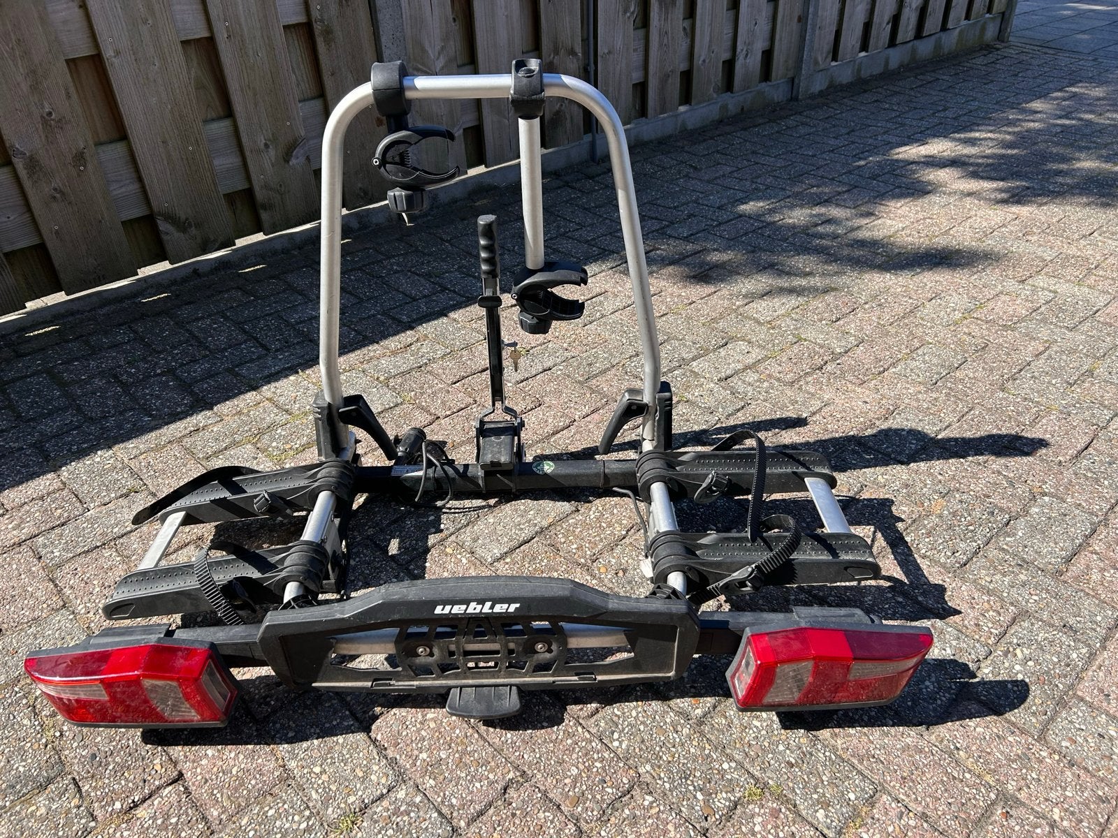Uebler X21 S fietsendrager voor 2 fietsen, Ophalen, Zo goed als nieuw, 2 fietsen, Trekhaakdrager