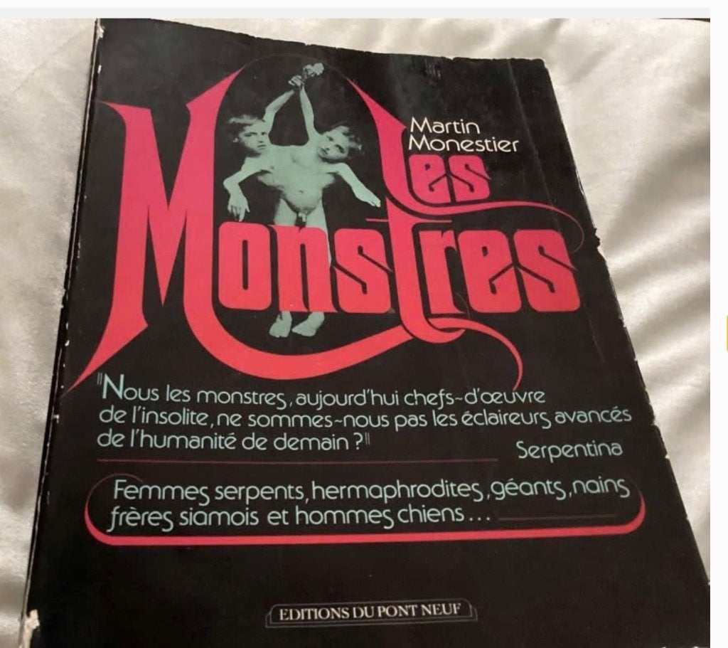 Les Monstres, Ophalen of Verzenden, Zo goed als nieuw