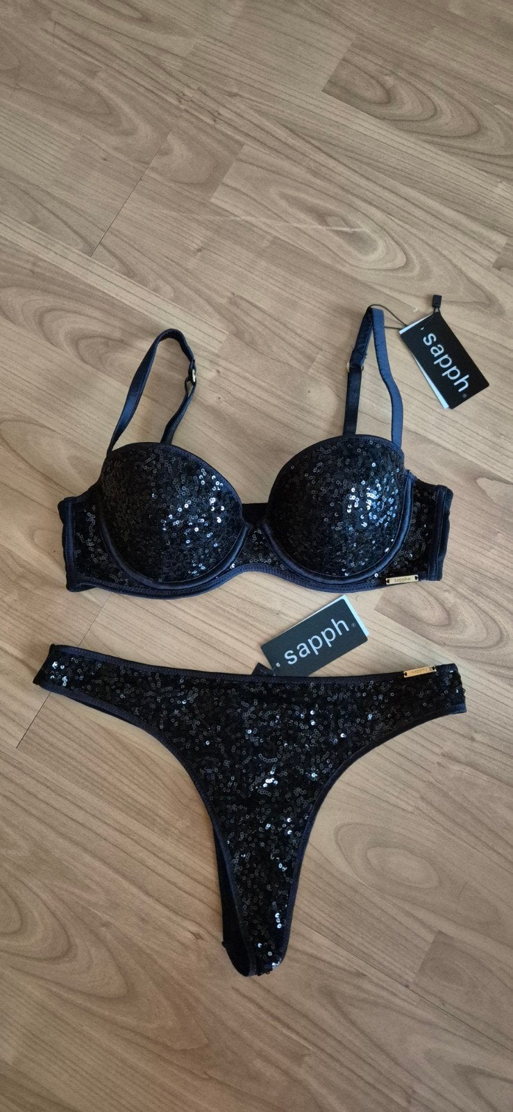 NIEUW Sapph BH 75B en String L - Zwart met pailletten, Kleding | Dames, Sapph, Ophalen of Verzenden, Zwart, BH