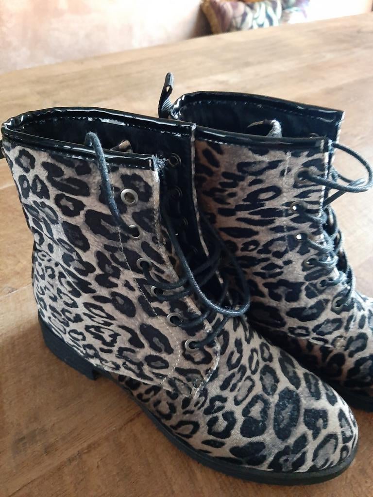Stoere Shoeby boots met luipaardprint - Maat 37, Bruin, Lage of Enkellaarzen, Ophalen of Verzenden, Shoeby