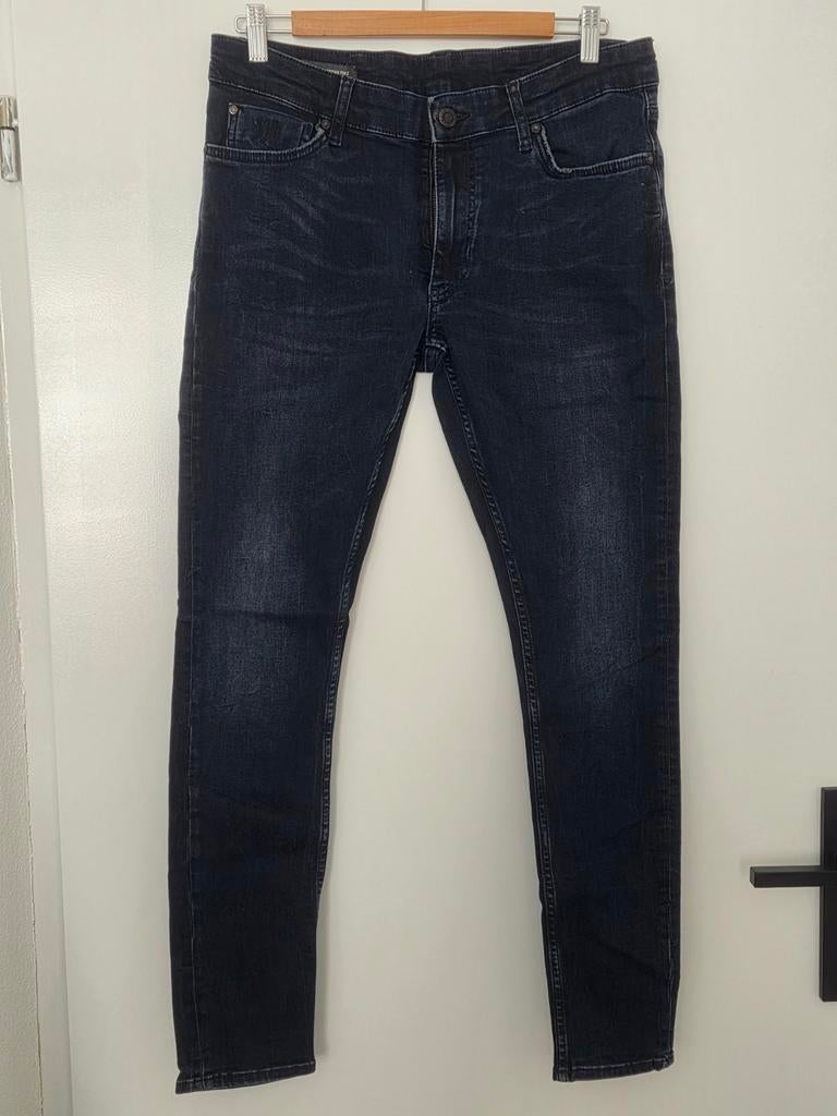 Daily Aesthetikz spijkerbroek, Kleding | Heren, Blauw, W32 (confectie 46) of kleiner, Ophalen of Verzenden, Zo goed als nieuw