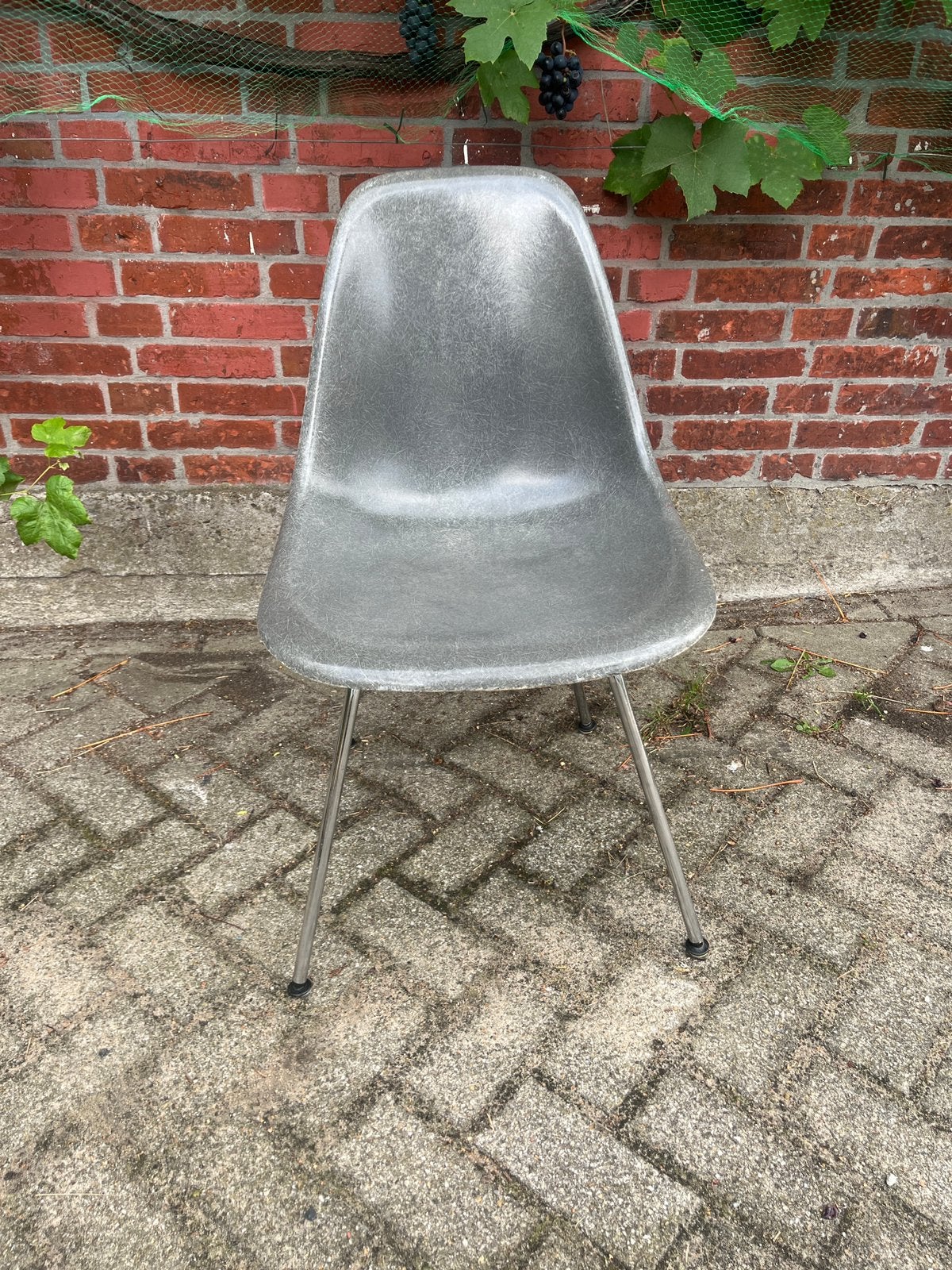 Elephant Grey Vintage glasvezel Herman Miller Eames US 60s, Ophalen of Verzenden, Zo goed als nieuw, Grijs, Eén