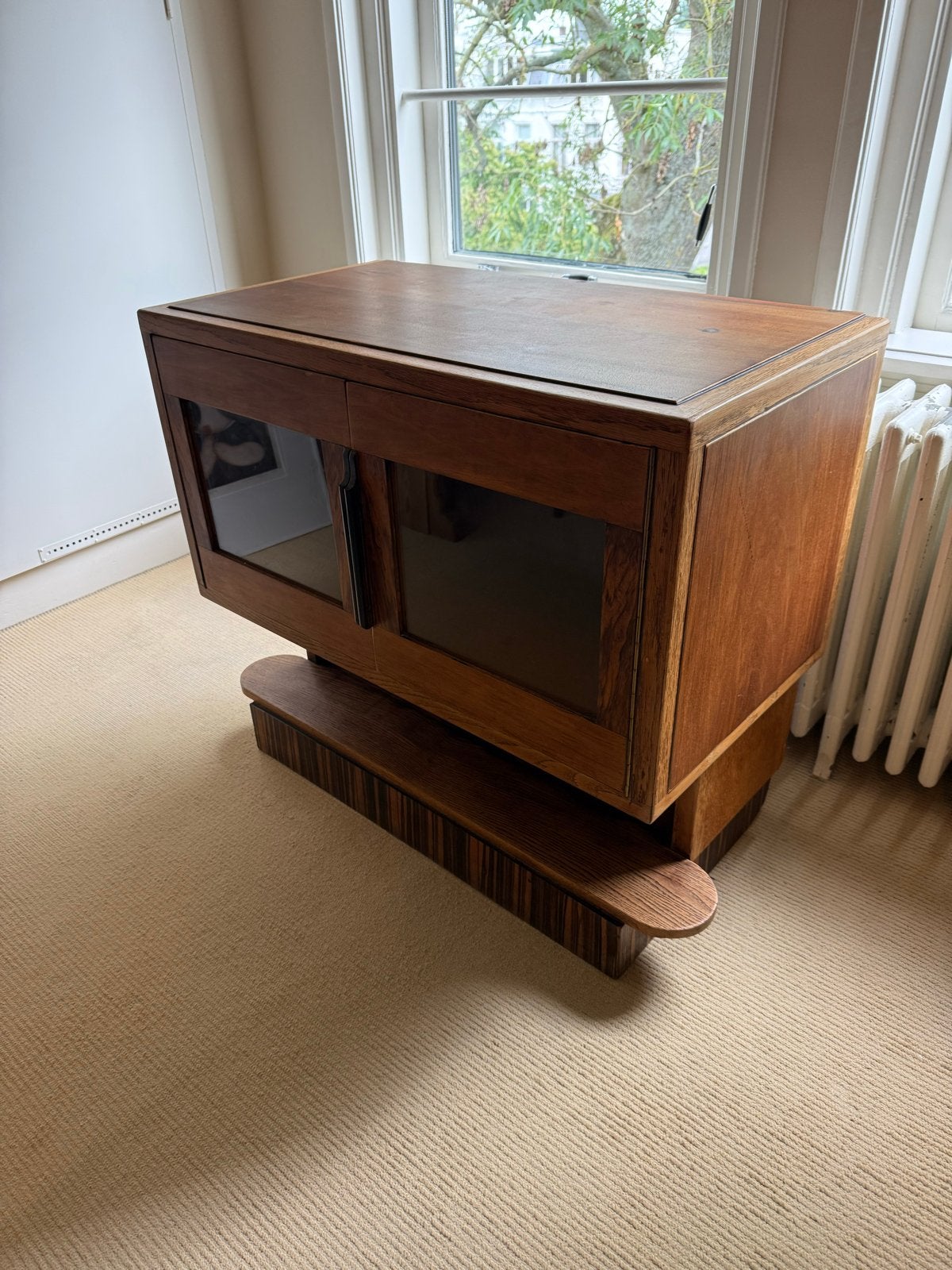 Uniek Art Deco stijl kastje met glazen deuren, Ophalen
