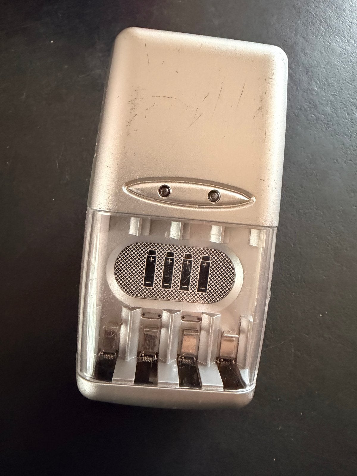 Universele Batterijlader OK-1108 voor AA/AAA batterijen, Ophalen of Verzenden, Gebruikt