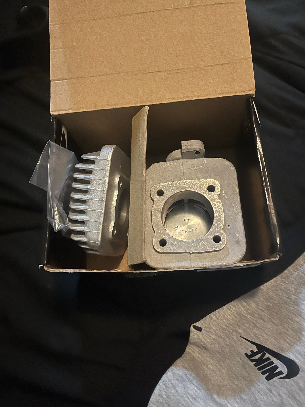 Nieuwe 75cc cilinderkit Peugeot verticaal luchtgekoeld, Ophalen, Nieuw, Cilinder