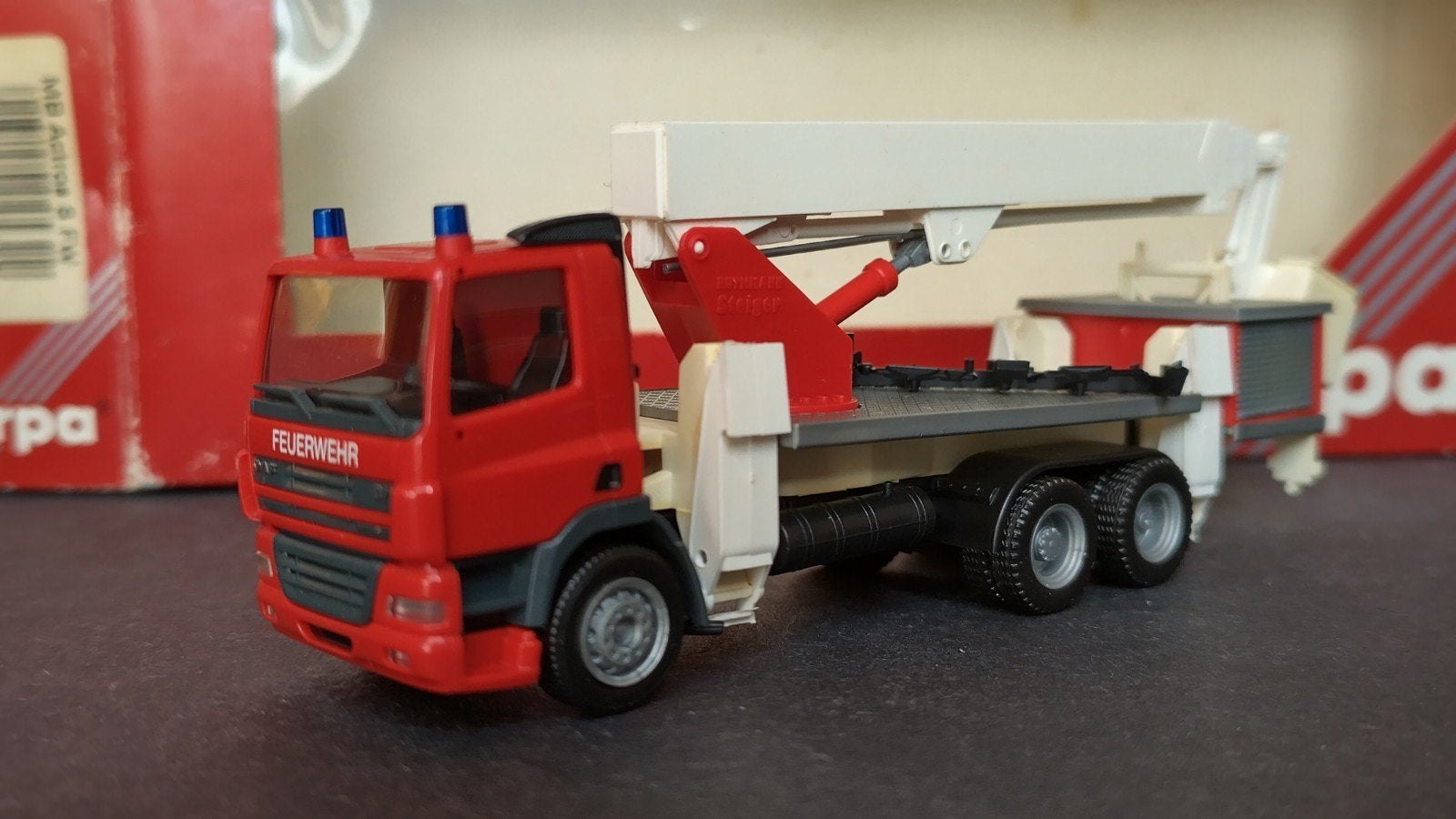 Daf CF hoogwerker Brandweer 1:87 H0 Herpa Pol, Hobby en Vrije tijd, Verzenden, ., Zo goed als nieuw, Herpa
