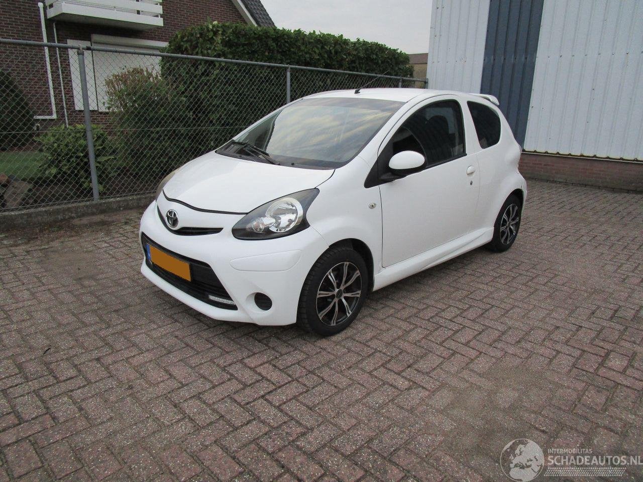 Toyota Aygo Airco Radio/CD 3-Drs (bj 2013), Overige carrosserieën, Toyota-Allee 2 ,50858, Köln, Deutschland, Wit, Handgeschakeld