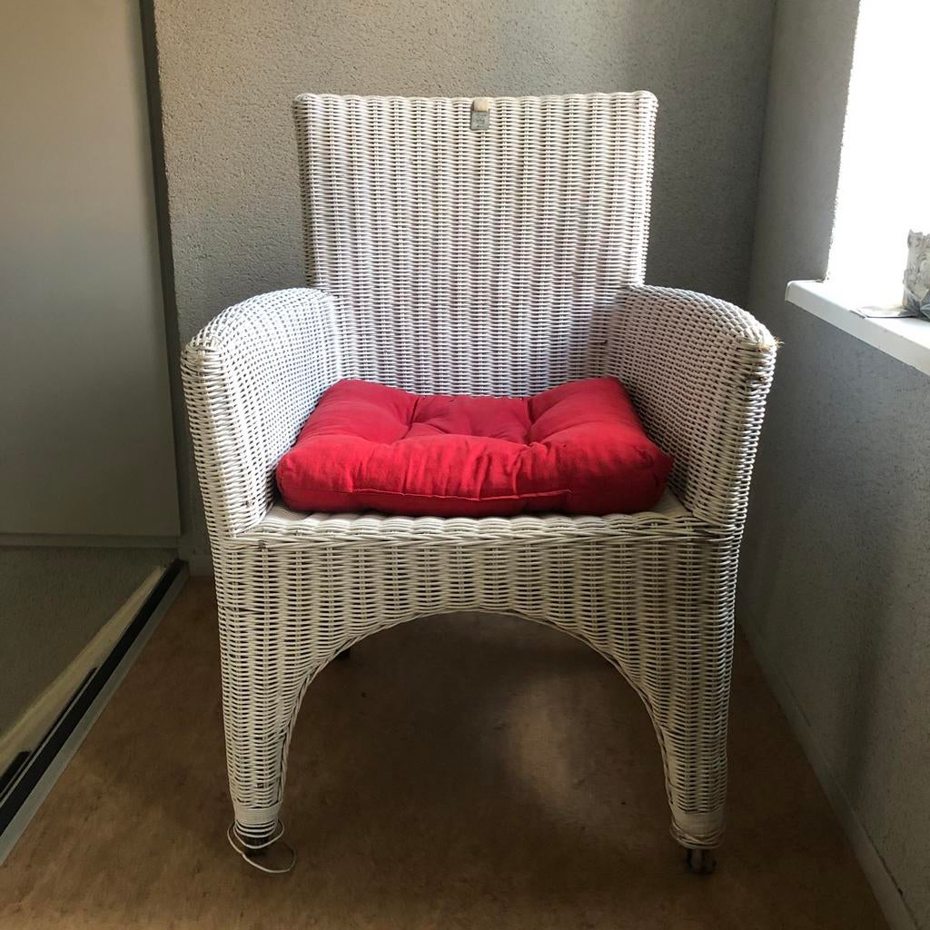 2 Witte rieten stoelen van riviera maison, Ophalen, Gebruikt, Wit, Riet of Rotan