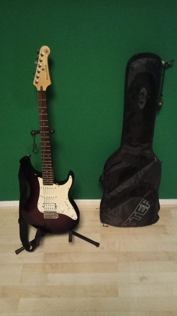 Yamaha Pacifica Old Violin electrische gitaar, Muziek en Instrumenten, Ophalen, Gebruikt, Solid body, Overige merken