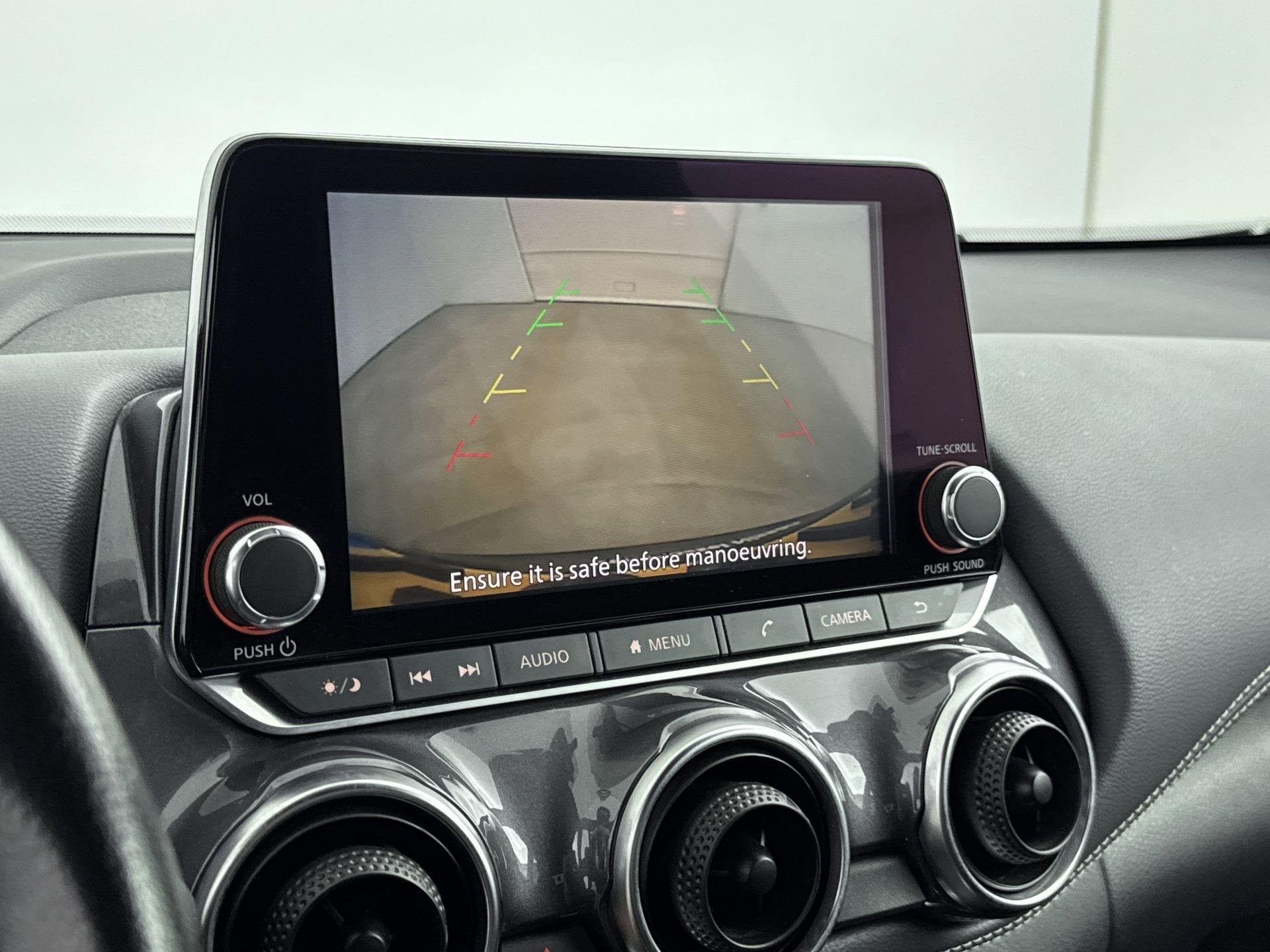 Foto 13 van Nissan Juke 1.0 DIG-T Enigma 114PK | Navigatie via Telefoon