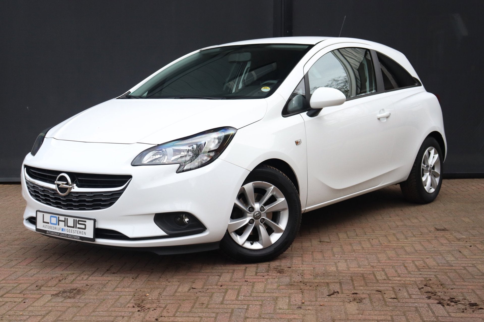Opel Corsa 1.4 Edition | CRUISE | BT | STUUR + STOELVERW., Voorwielaandrijving, Gebruikt, 4 cilinders, Wit
