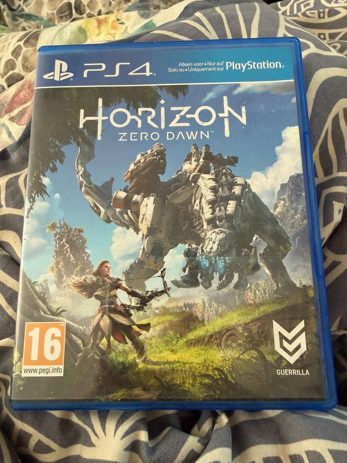 Horizon Zero Dawn PS4 Game - Avontuurlijke RPG, 1 speler, Zo goed als nieuw, Vanaf 16 jaar, Ophalen