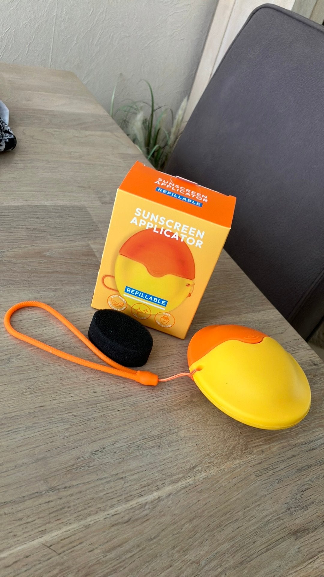 Sunscreen nieuwe applicator, Ophalen of Verzenden, Zo goed als nieuw, Gehele gezicht