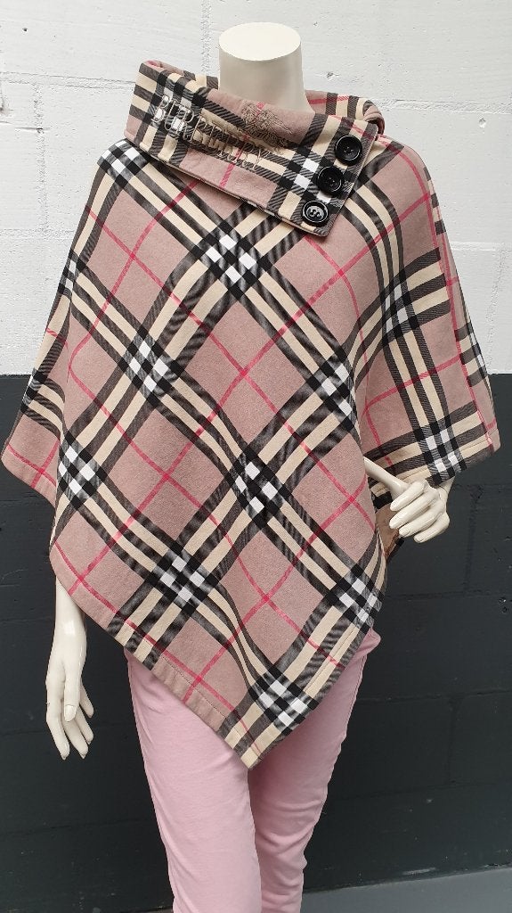 Geblokte mantel, cape of poncho. Quilted cape, Tweedehands verkoop, Tweedehands verkoop, Zwart, Ophalen of Verzenden
