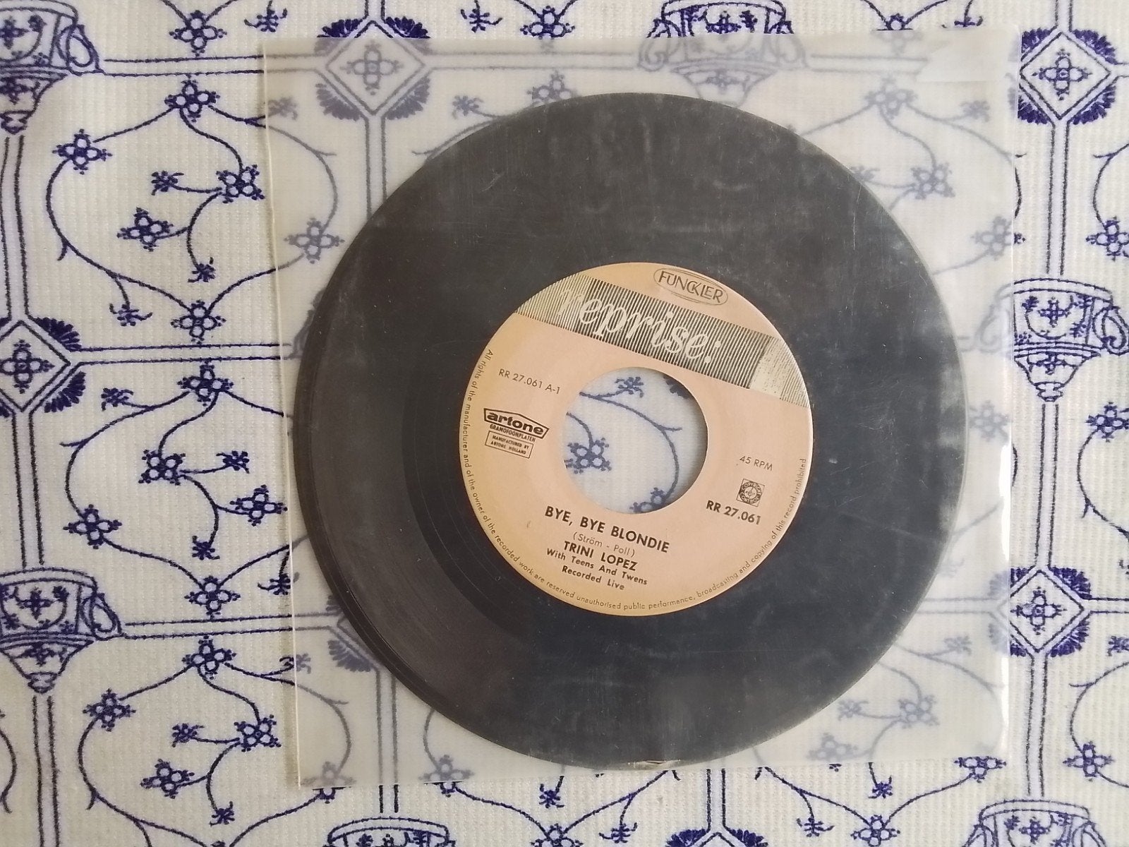 Trini lopez          Bey, bey blondie, Ophalen of Verzenden, Zo goed als nieuw, 7 inch, Pop