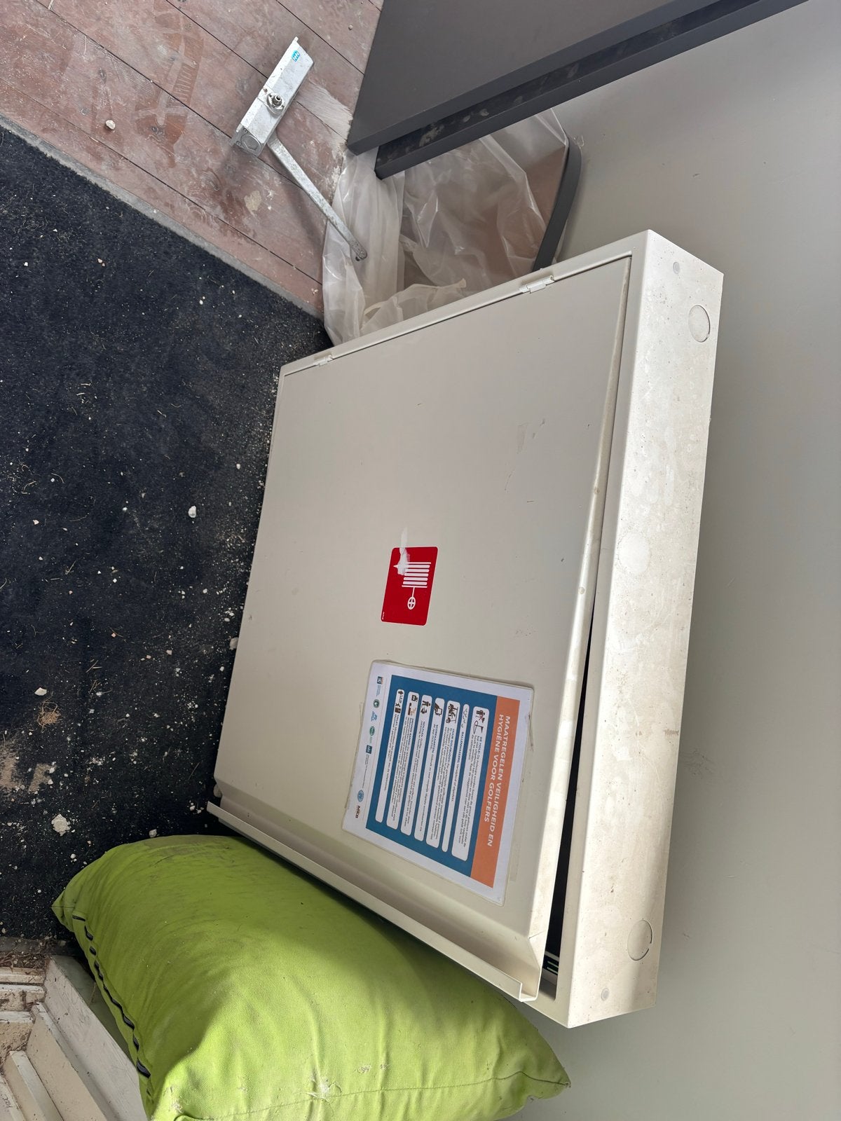 Ajax Brandslanghaspel in kast, Huis en Inrichting, Brandblussers en Brandkasten, Gebruikt, Brandblusser, Ophalen