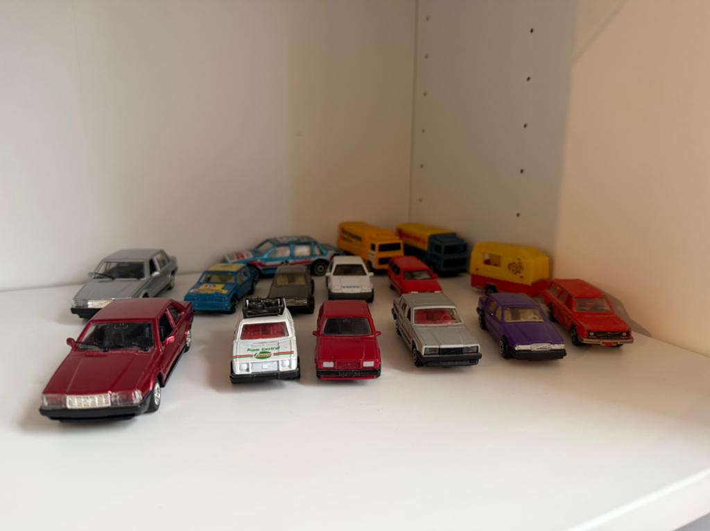 Volvo modellen verzameling 14 stuks, Hobby en Vrije tijd, Modelauto's | 1:43, Ophalen of Verzenden, Zo goed als nieuw, Auto, Overige merken