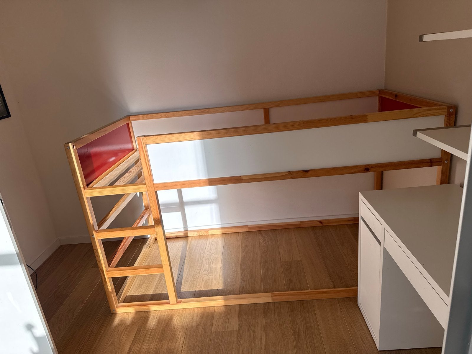 IKEA Kura bed - Omkeerbaar bed met dakje, Kinderen en Baby's, Ophalen, 85 tot 100 cm, Gebruikt, Hoogslaper of Stapelbed