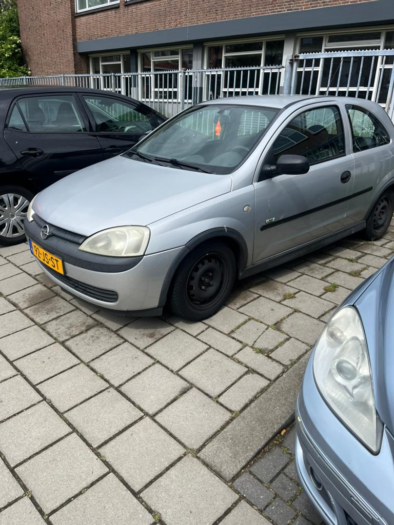 Opel Corsa 1.0 12V 3D Easytronic 2002 Grijs, Auto's, 450 kg, 600 kg, 58 pk, 973 cc