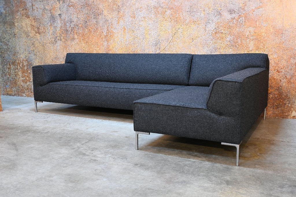 NIEUW beklede Design on Stock Bloq bank (3 mtr) Amdal Lava, 250 tot 300 cm, Design on Stock, Hoekbank, Ophalen of Verzenden