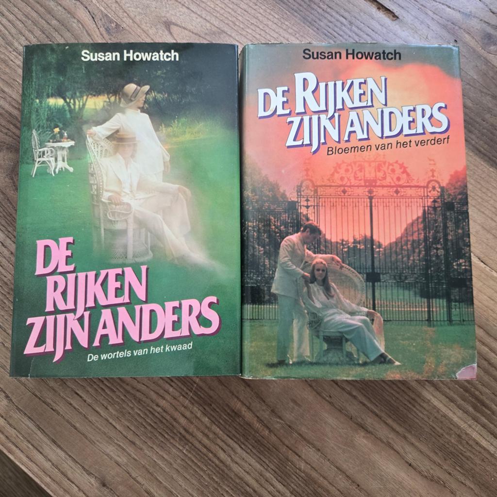 De Rijken Zijn Anders - Susan Howatch (2 delen), Boeken, Ophalen of Verzenden, Gelezen, Susan Howatch, Nederland