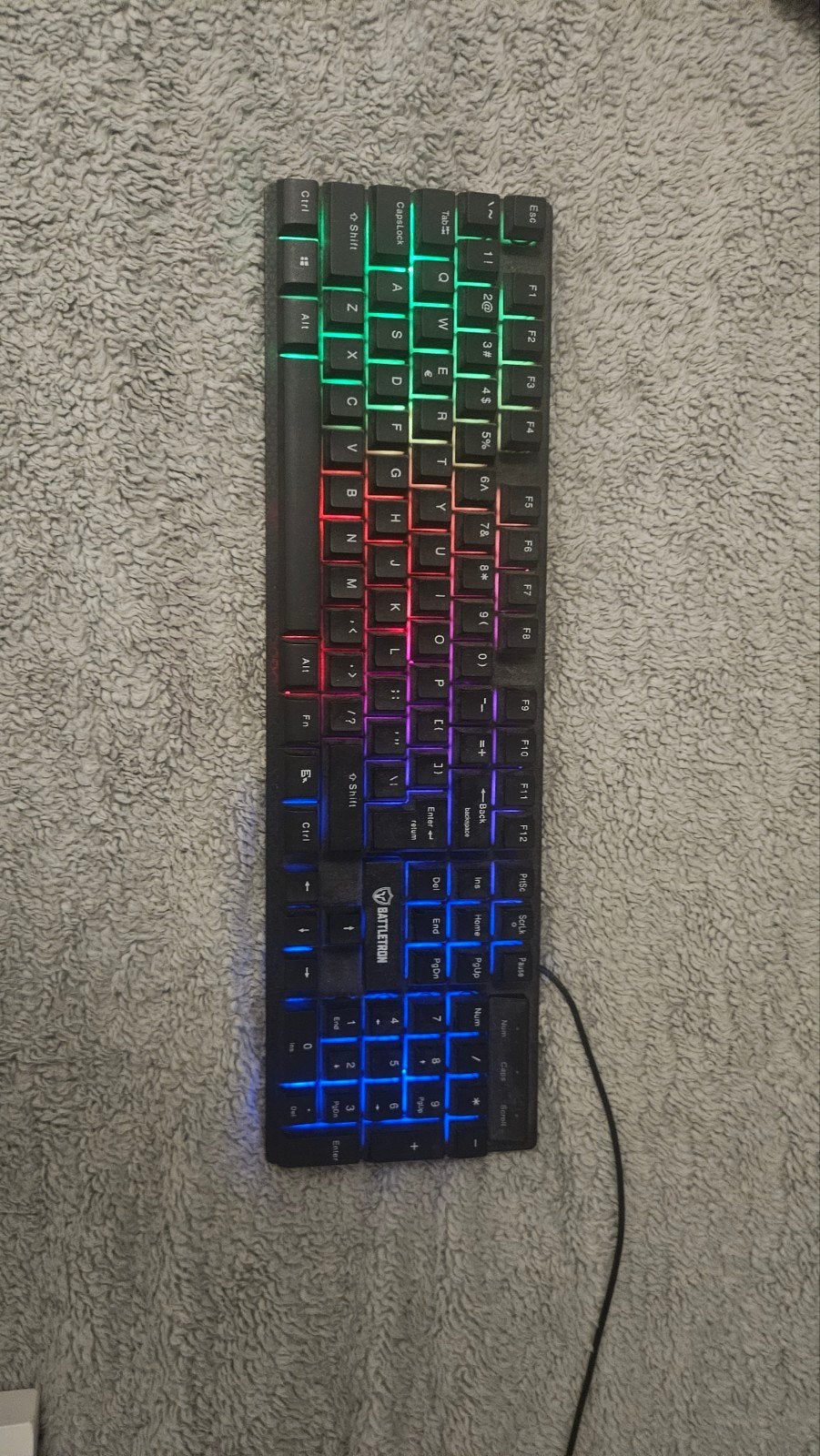 Battletron Gaming Toetsenbord met RGB Verlichting, Battletron, Gebruikt, Ophalen of Verzenden, Qwerty