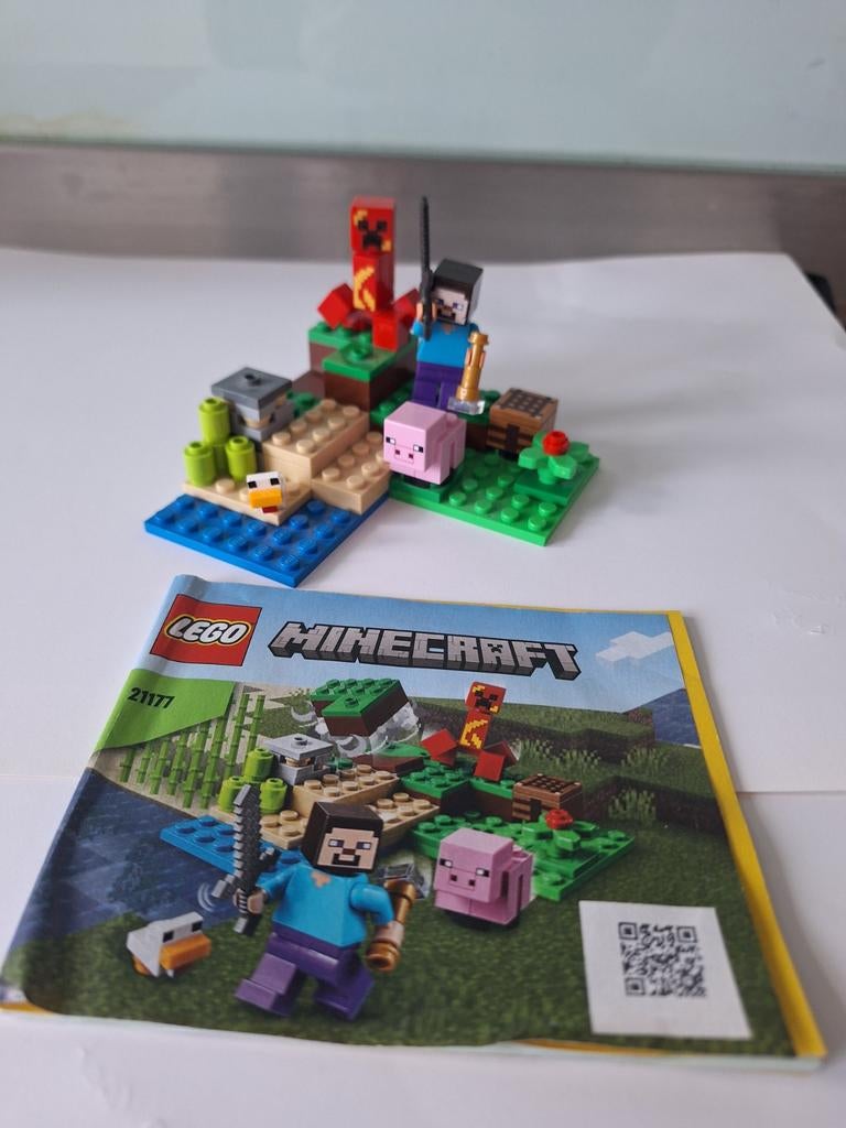 Lego minecraft 21177 de creeper.
Met handleiding.
Geen doos., Ophalen of Verzenden, Lego, Minecraft