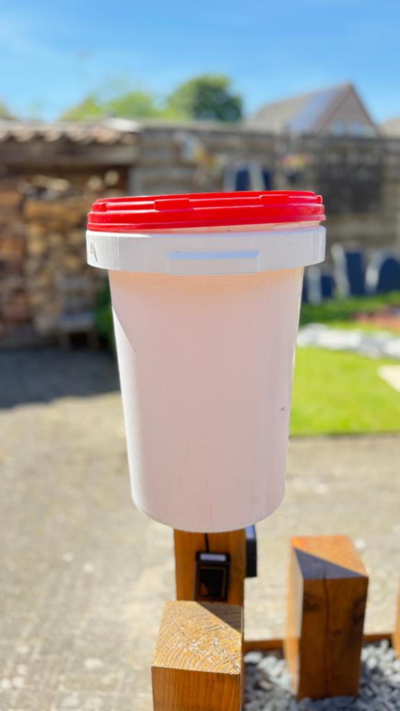 Voerton 52 liter met schroefdeksel., Dieren en Toebehoren, Ophalen, Hond