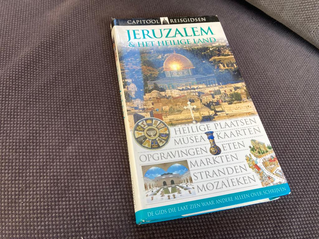 📚 Jeruzalem - Capitool, Boeken, Europa, Ophalen of Verzenden, Reisgids of -boek, Gelezen