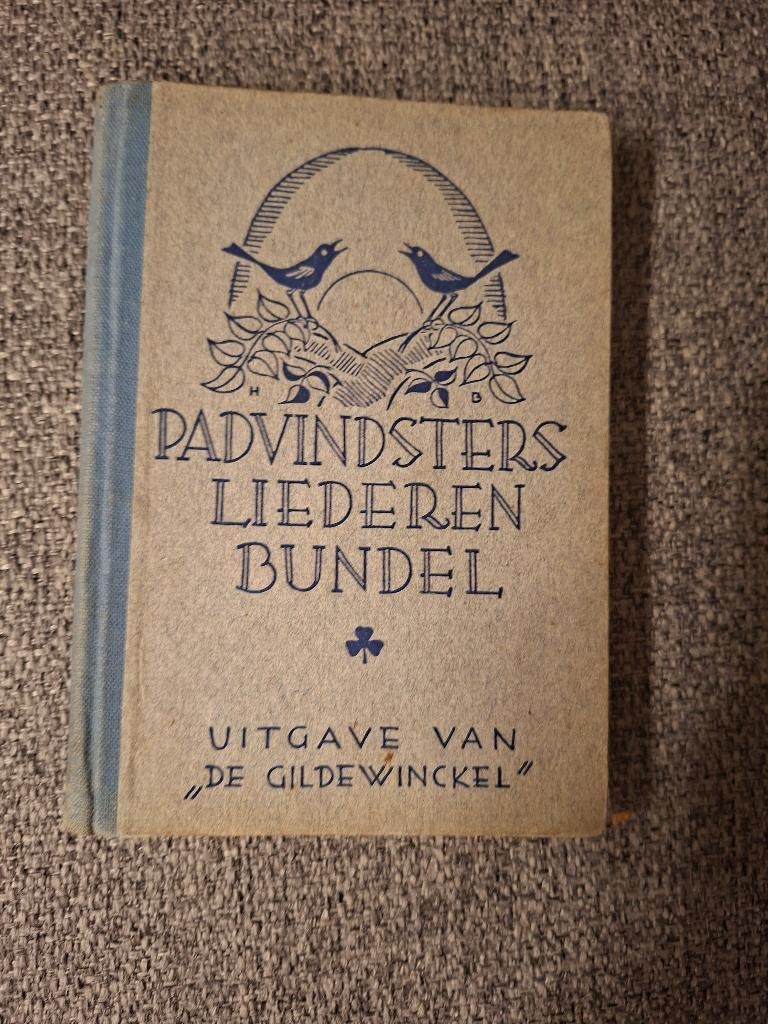 Padvindsters liederen bundel, Ophalen