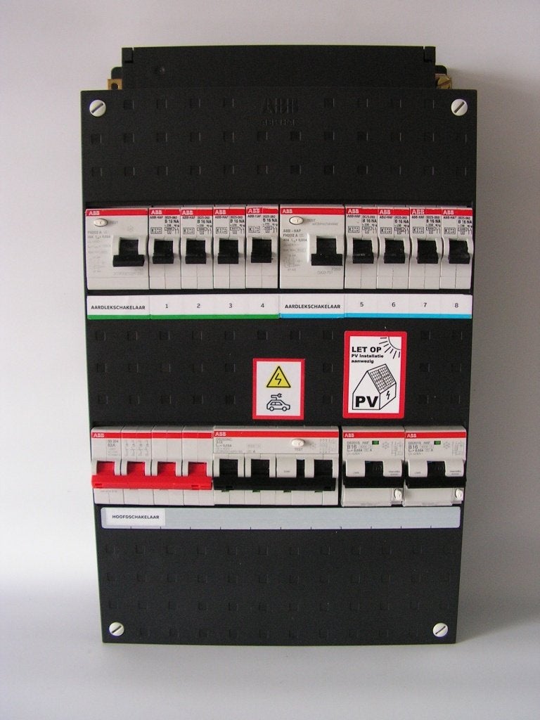 ZGAN ABB busboard 3-fase 8 groepenkast + 3~ EV + 1~ PV, Doe-het-zelf en Verbouw, Elektra en Kabels, Ophalen of Verzenden, Zo goed als nieuw
