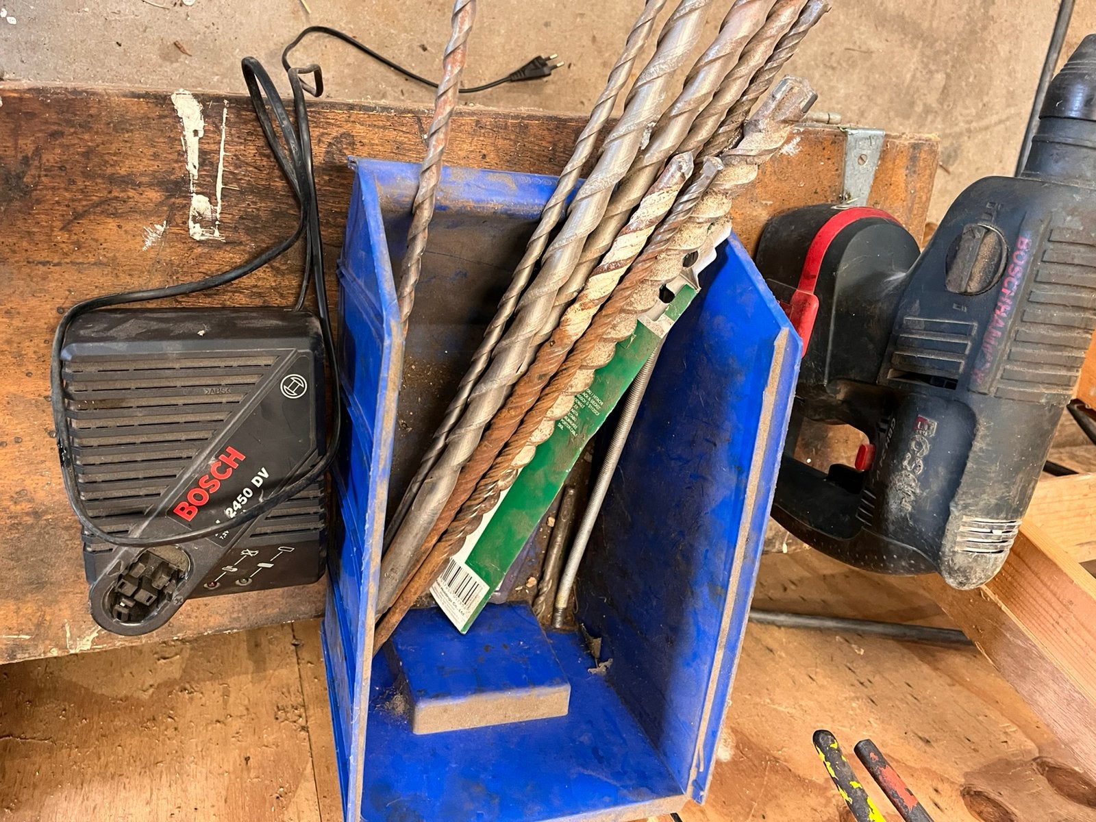 Beton/steen boormachine oplader defect, Ophalen of Verzenden, Gebruikt, Boormachine, Variabele snelheid