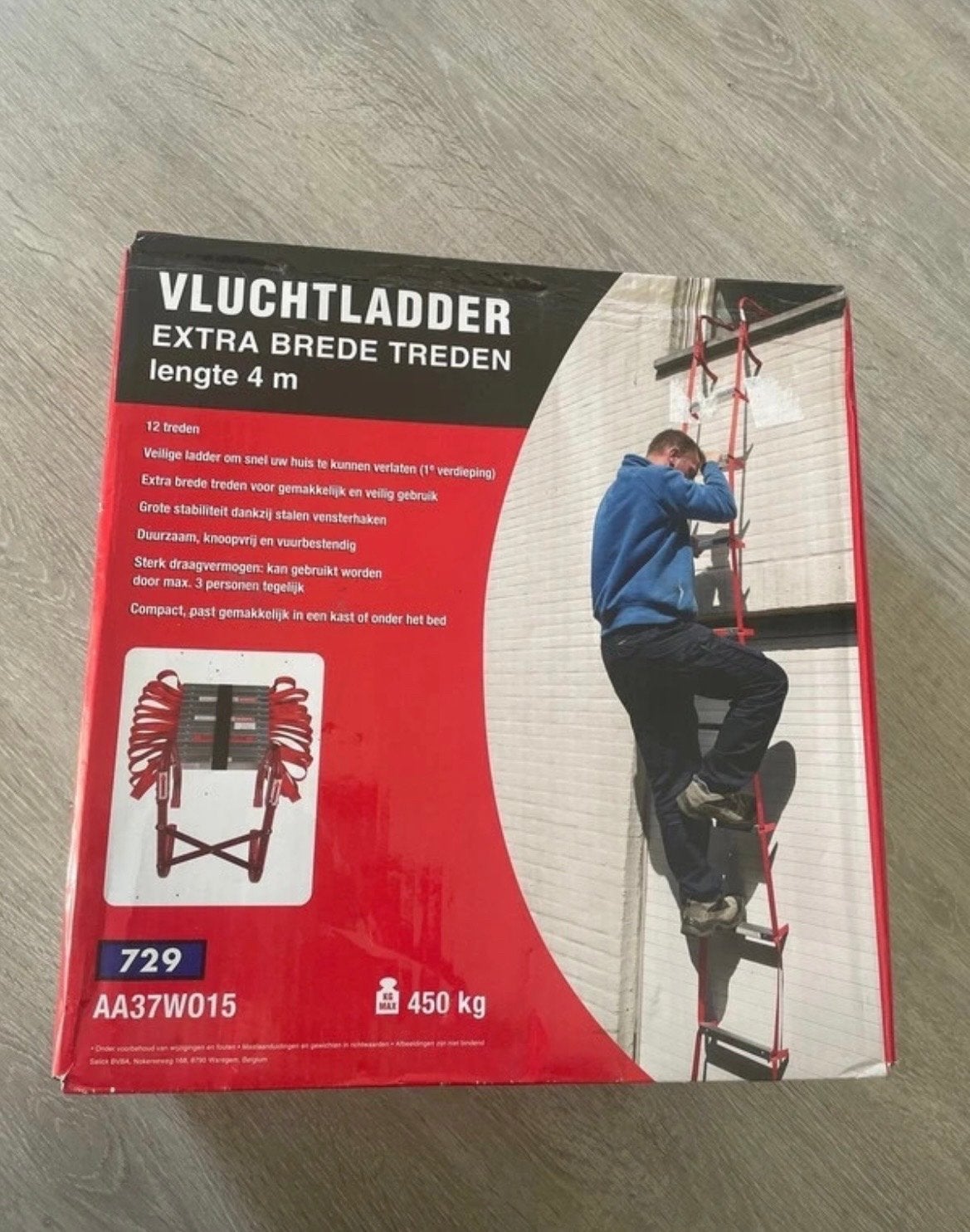 Nieuwe Vluchtladder 4m met Extra Brede Treden - 450kg, Nieuw, Ophalen of Verzenden, Ladder, Opvouwbaar of Inschuifbaar