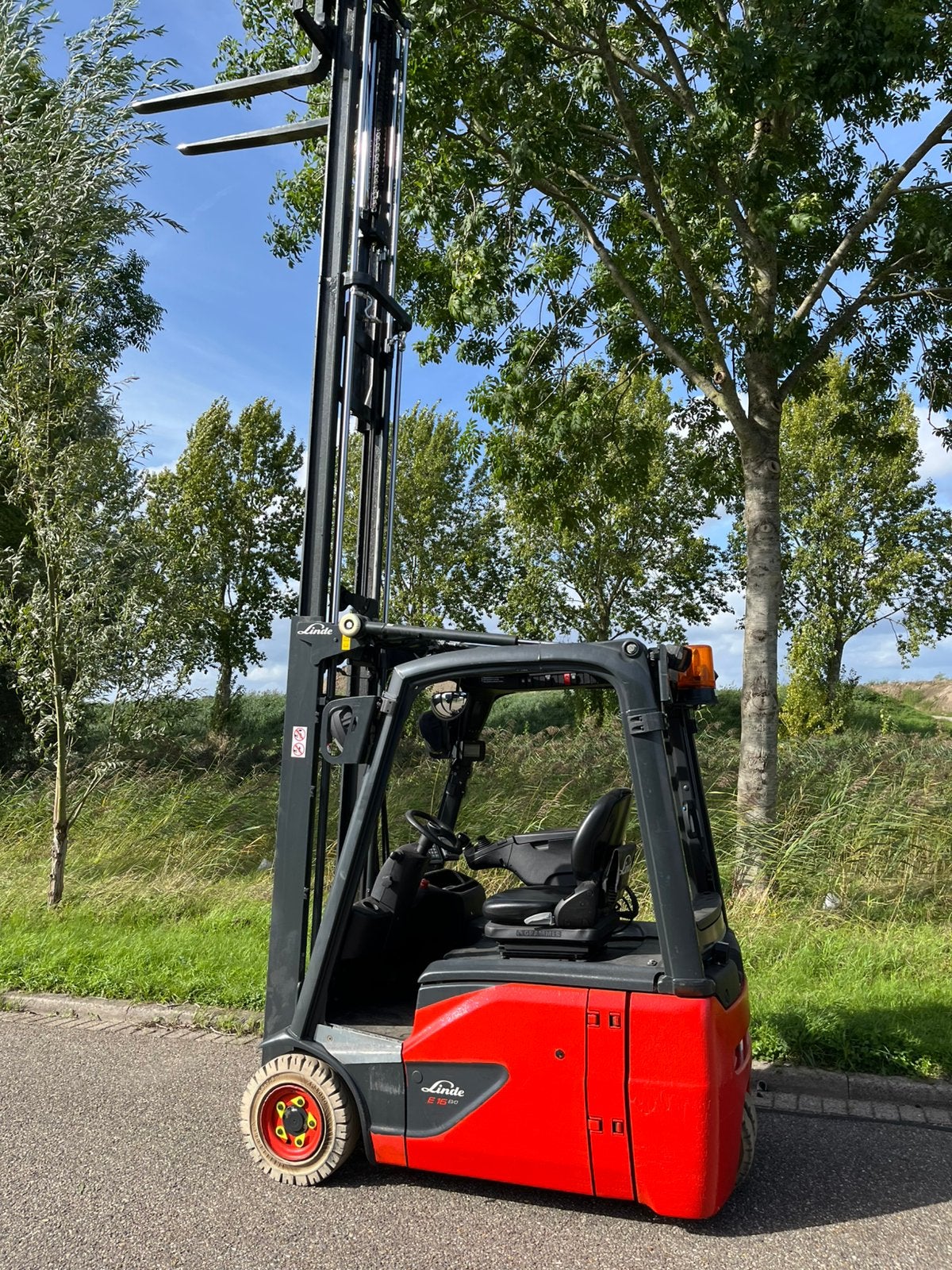 Electrische heftruck Linde E16-02Evo , weegsijsteem nieuwst., 1000 tot 2000 kg, Ophalen of Verzenden, Elektrisch, Heftruck