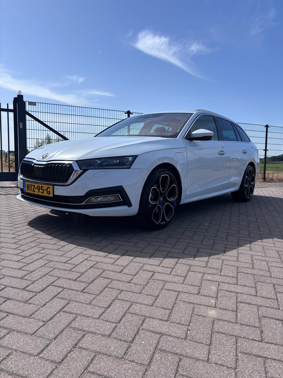 Skoda Octavia 1.4 TSI iV 245pk Phev DSG 2021 Wit, Auto's, Skoda, Wit, 149 pk, Octavia, 5 stoelen