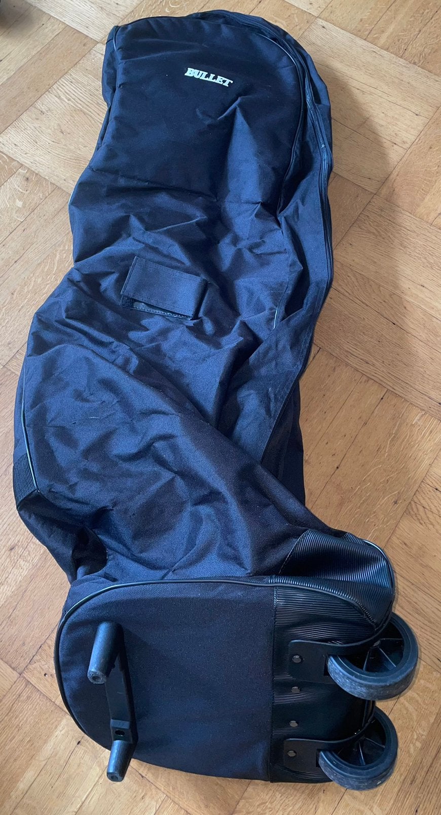 Bullet Golfreistas met wielen - Zwart zgan travelbag cover, Sport en Fitness, Ophalen of Verzenden, Zo goed als nieuw