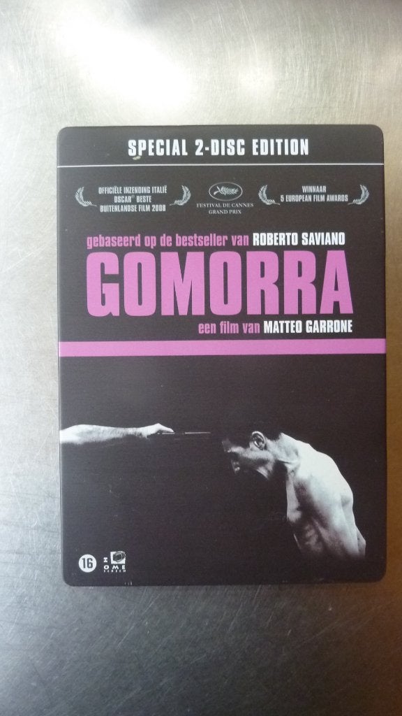 Gomorra special 2 disc steel book/metalcase, Vanaf 16 jaar, Ophalen of Verzenden, Zo goed als nieuw, Maffia en Misdaad