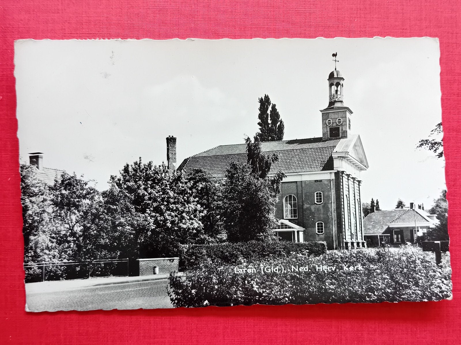 Oude Ansichtkaart Laren (Gld.) Ned. Herv. Kerk, Ophalen of Verzenden, 1940 tot 1960, Gelopen, Gelderland