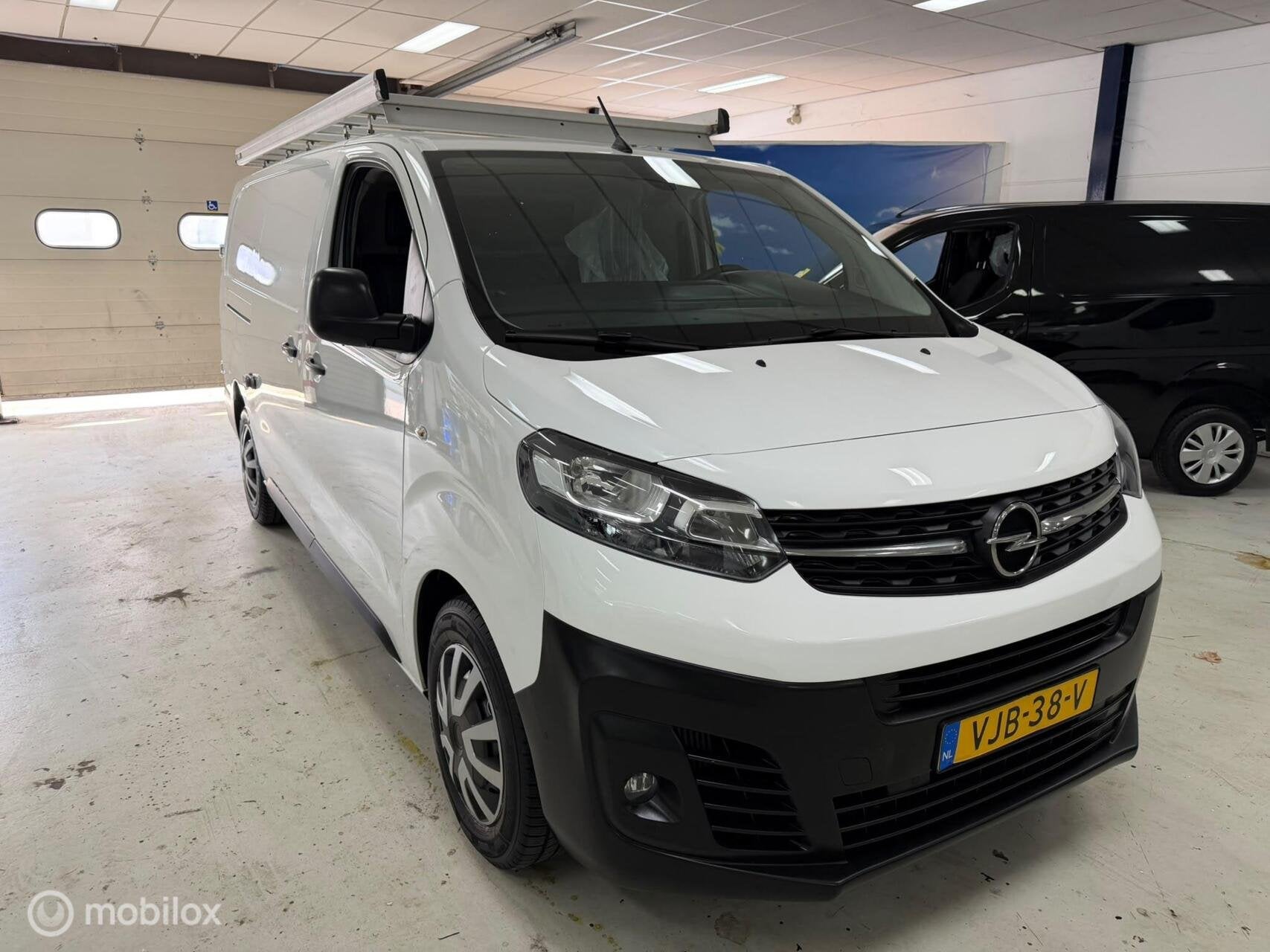 Opel Vivaro bestel 2.0 CDTI L2 H1 met 120.000 km, Auto's, 1660 kg, Gebruikt, Euro 6, 4 cilinders