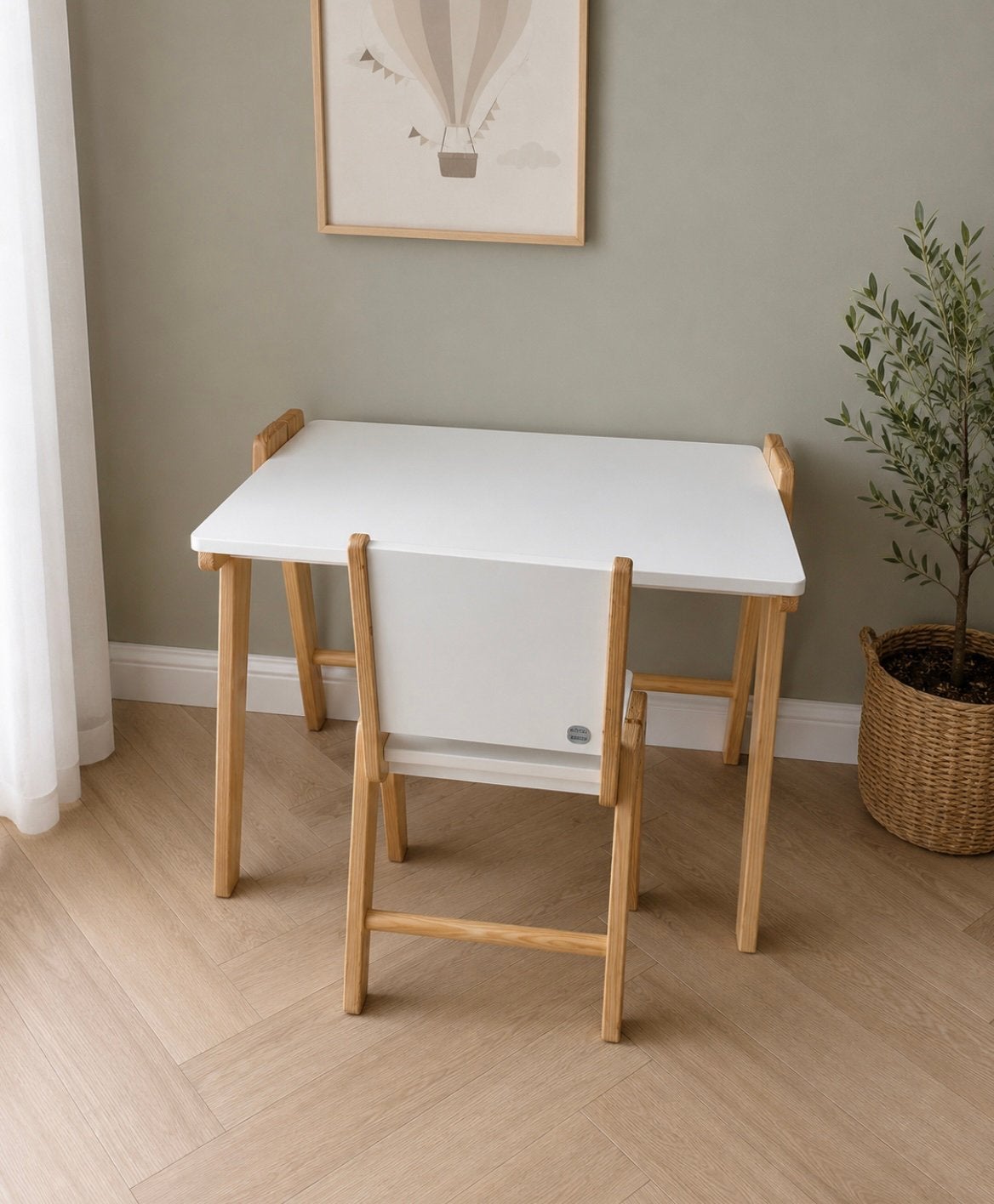 Petite amelie set bureau, Ophalen of Verzenden, Zo goed als nieuw, Tafel(s) en Stoel(en)