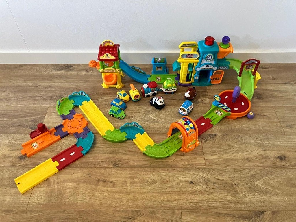 Toet toet auto en zoef zoef dieren - Politiebureau, Kinderen en Baby's, Speelgoed | Vtech, Ophalen, Gebruikt, 2 tot 4 jaar